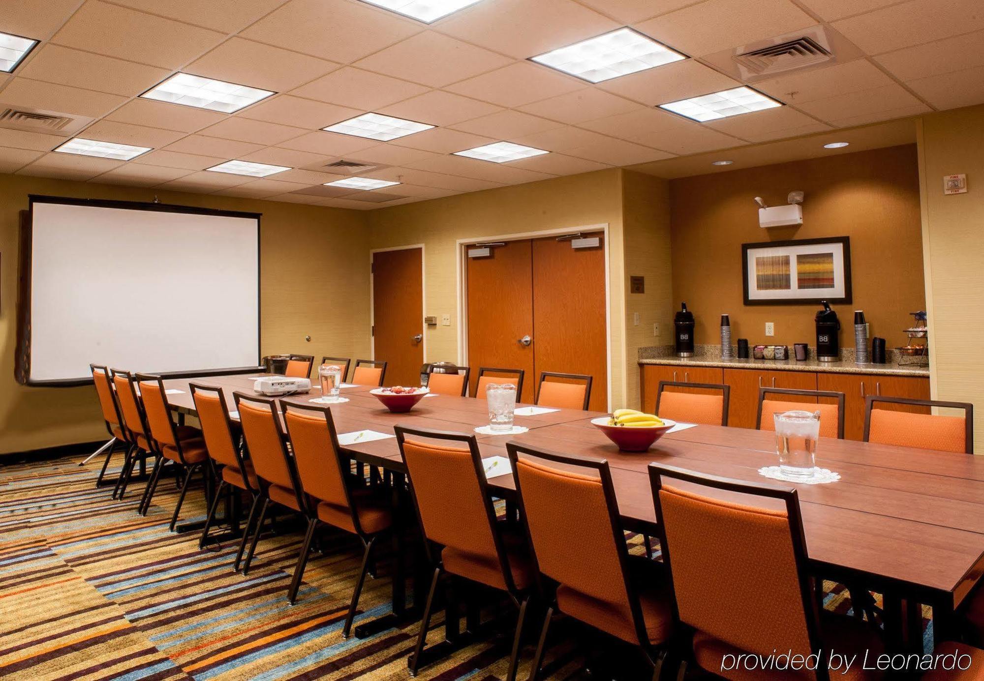 Fairfield Inn & Suites קלוביס מראה חיצוני תמונה